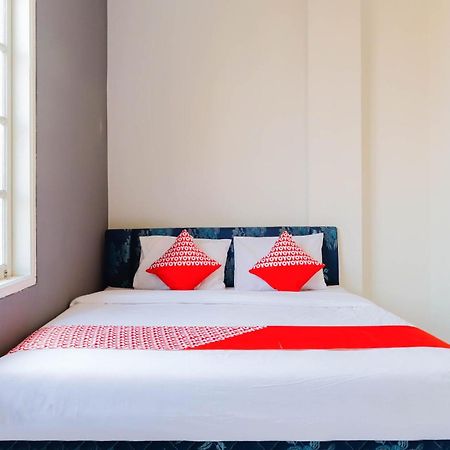 Oyo 1111 Pasar Baru Inn Τζακάρτα Εξωτερικό φωτογραφία