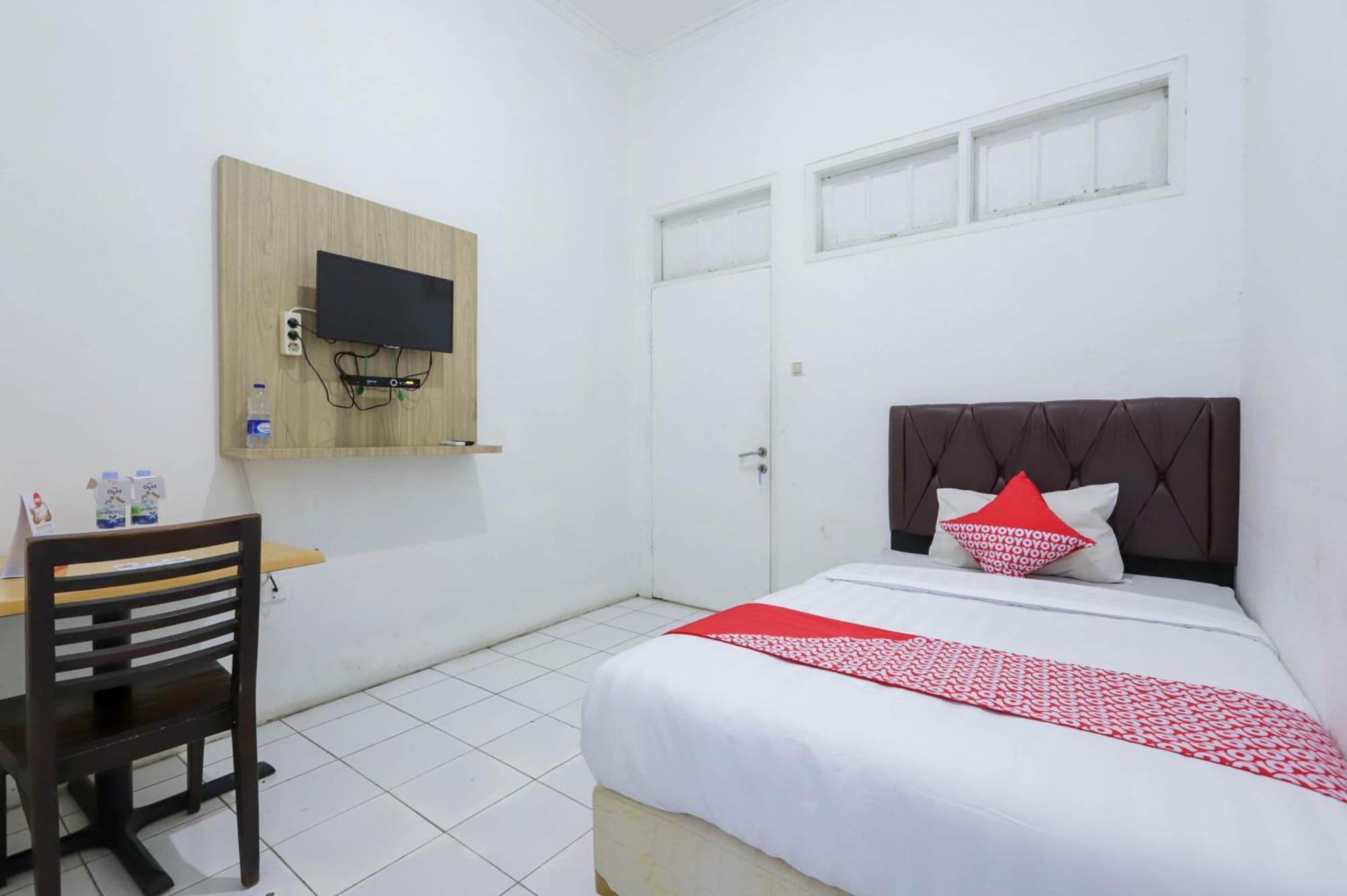 Oyo 1111 Pasar Baru Inn Τζακάρτα Εξωτερικό φωτογραφία