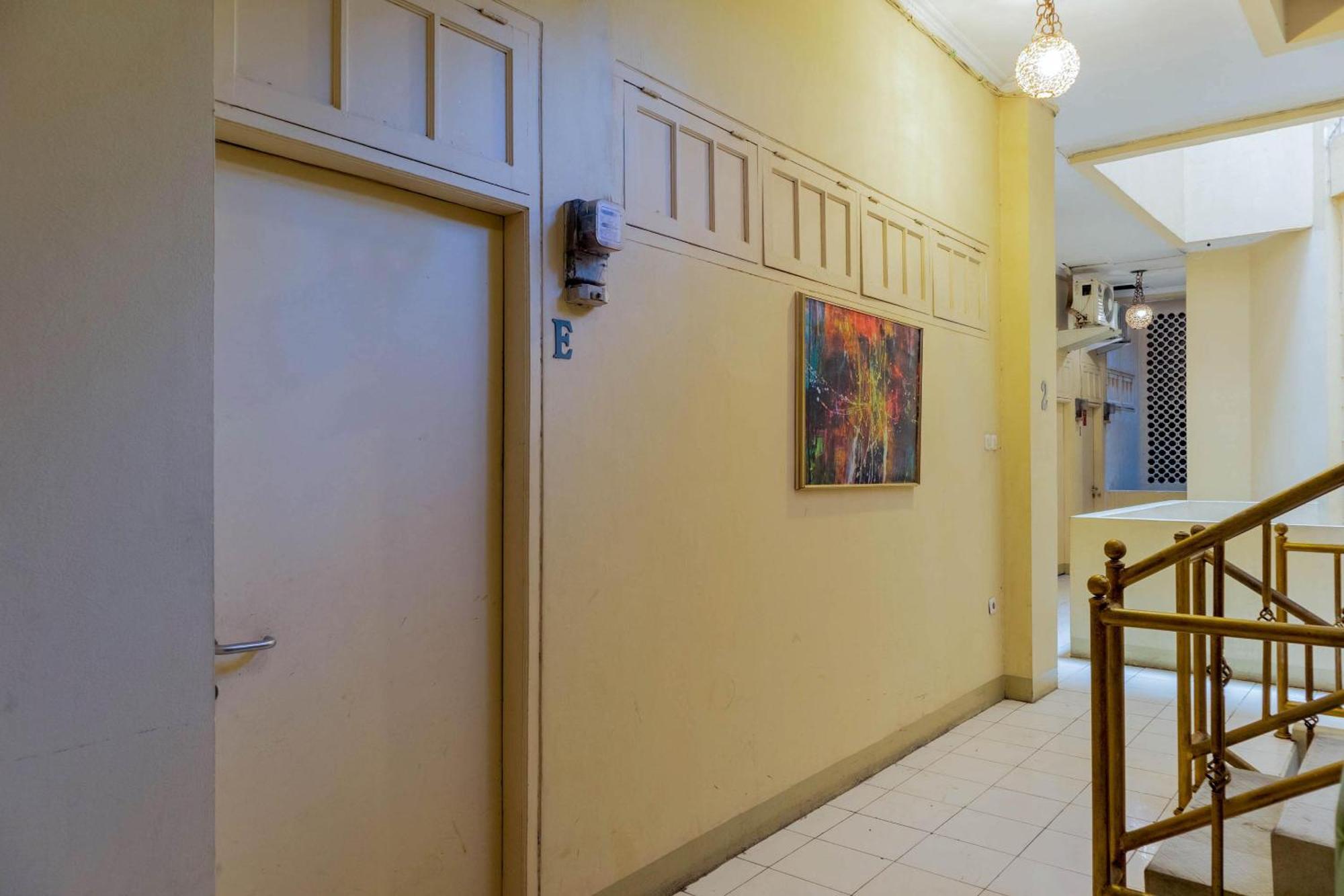 Oyo 1111 Pasar Baru Inn Τζακάρτα Εξωτερικό φωτογραφία
